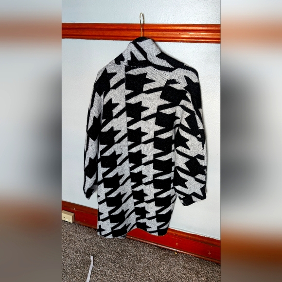 Brand new Cardigan. NWT - Picture 1 of 3